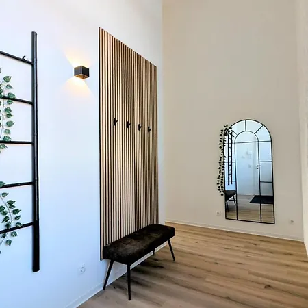 Andriss - Stilvolle Lofts & Penthouses - Premium Wohnen Mit Parkplatz & Workstations