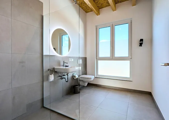 Velaris - Stilvolle Lofts & Penthouses - Premium Wohnen Mit Parkplatz & Workstations