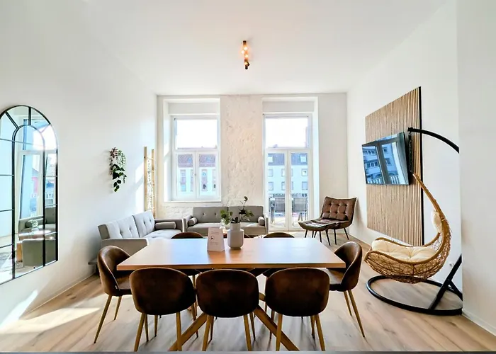 Velaris - Stilvolle Lofts & Penthouses - Premium Wohnen Mit Parkplatz & Workstations *