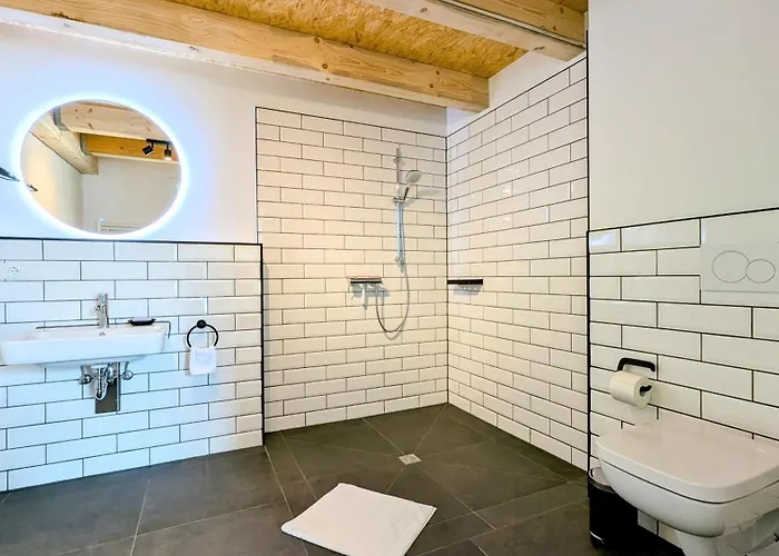 Velaris - Stilvolle Lofts & Penthouses - Premium Wohnen Mit Parkplatz & Workstations Apartamento *