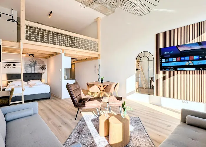 Appartement Velaris - Stilvolle Lofts & Penthouses - Premium Wohnen Mit Parkplatz & Workstations *