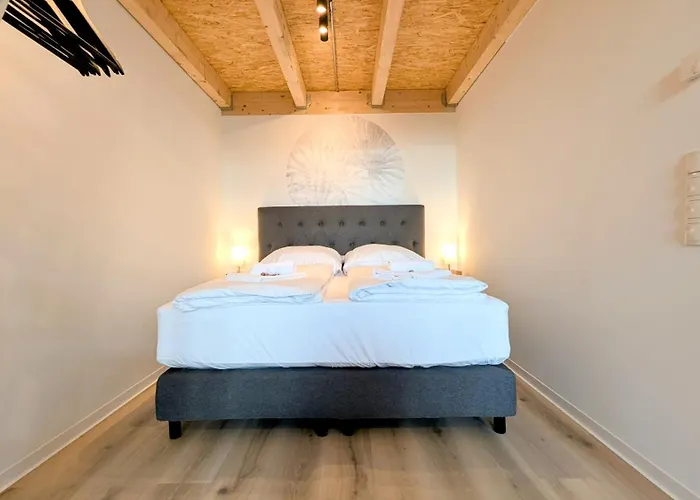 Velaris - Stilvolle Lofts & Penthouses - Premium Wohnen Mit Parkplatz & Workstations Apartamento