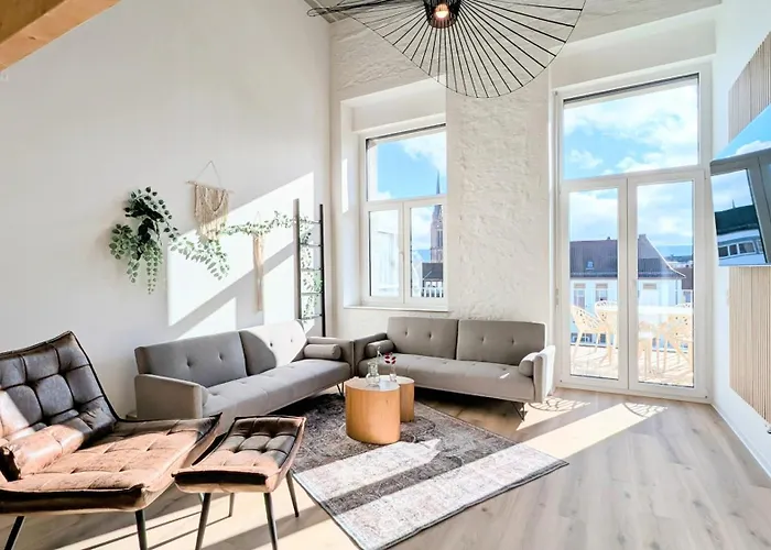 Velaris - Stilvolle Lofts & Penthouses - Premium Wohnen Mit Parkplatz & Workstations Apartamento