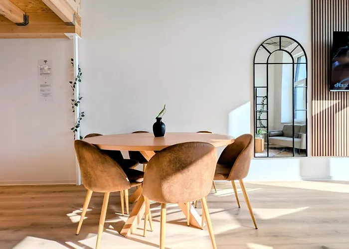 Velaris - Stilvolle Lofts & Penthouses - Premium Wohnen Mit Parkplatz & Workstations Appartement *