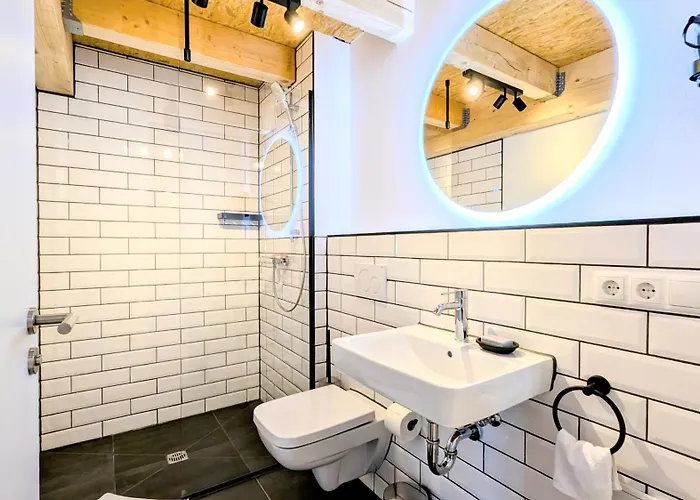 Velaris - Stilvolle Lofts & Penthouses - Premium Wohnen Mit Parkplatz & Workstations